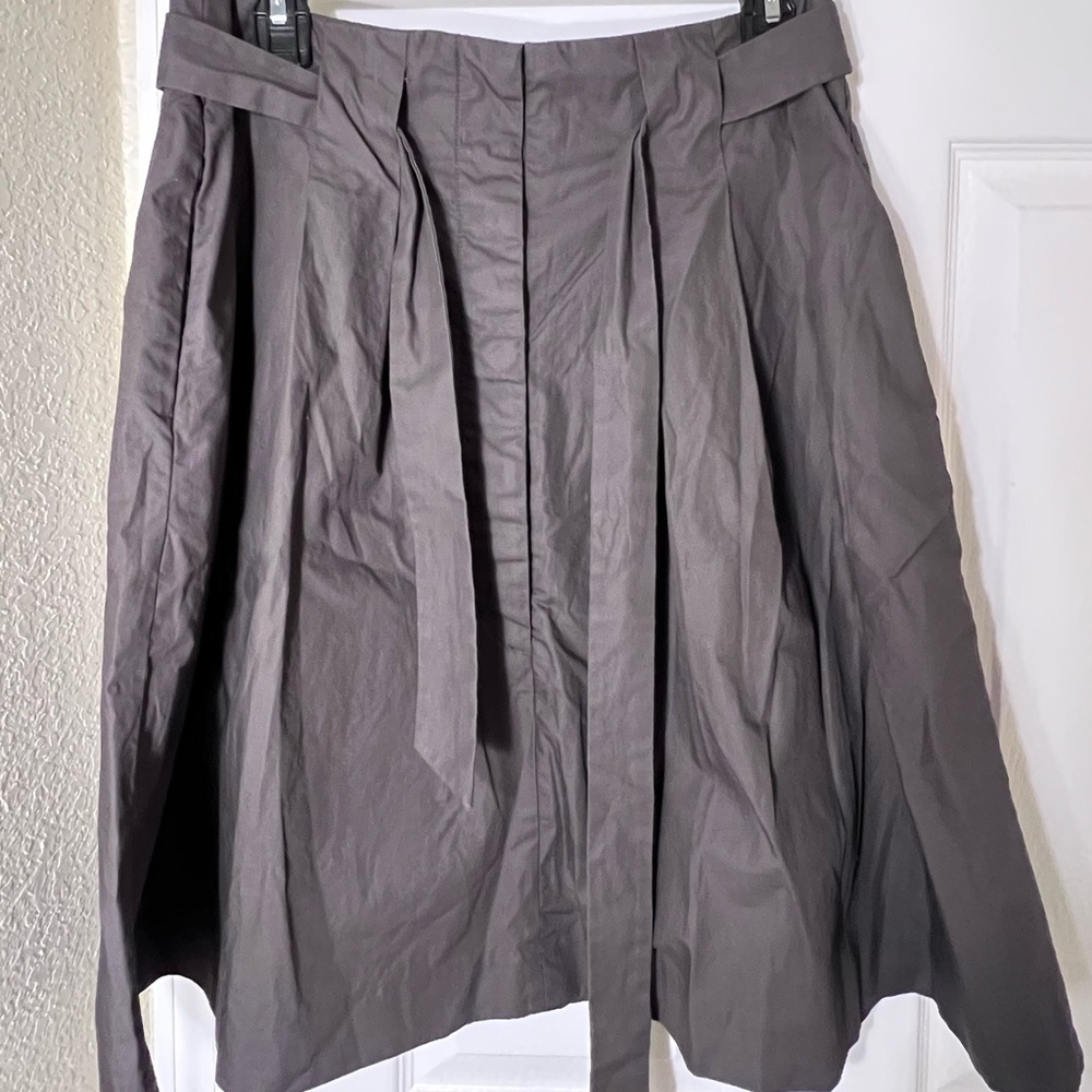 Banana Republic Belted Mini Skirt. Olive Green With Pockets. Size 8